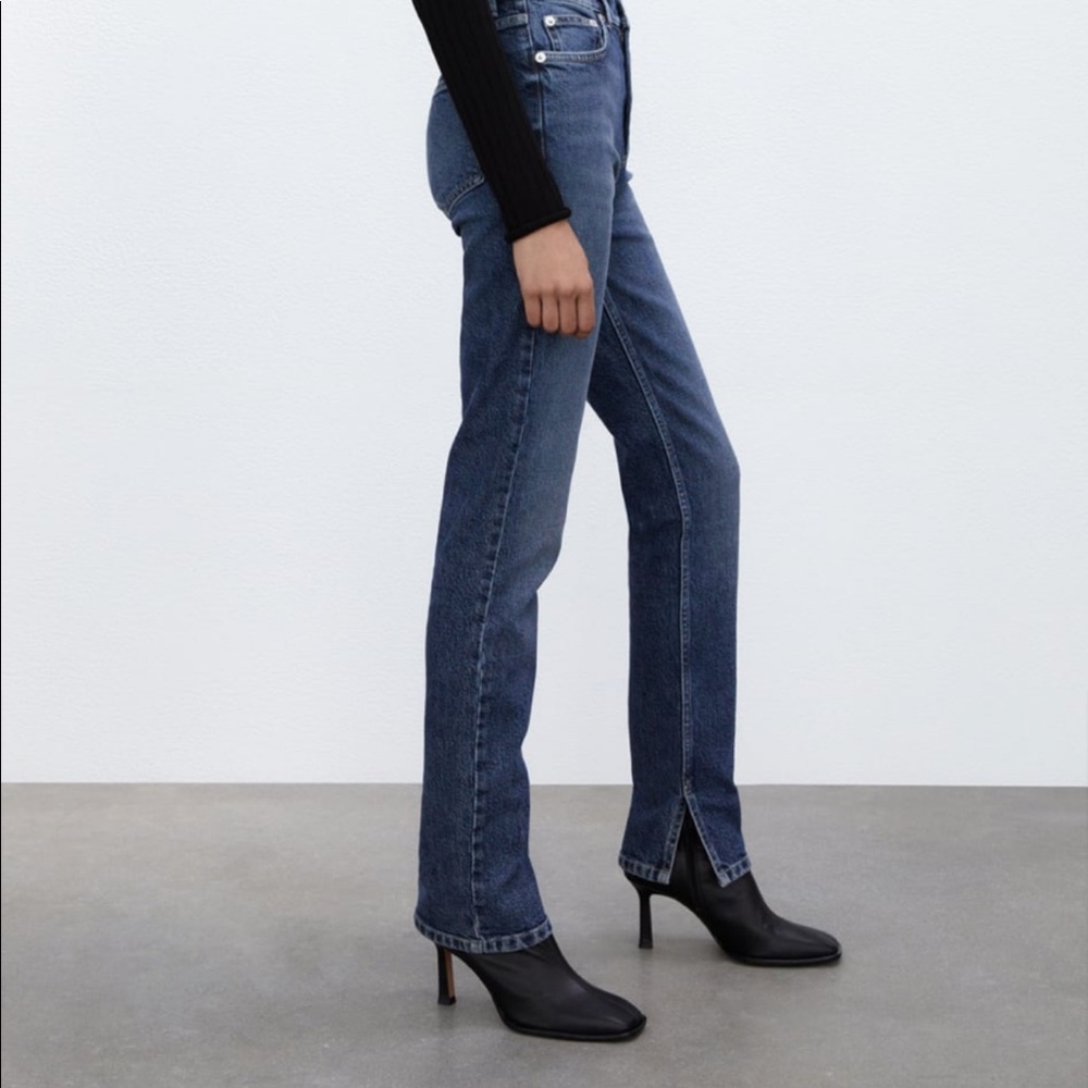 New Zara Straight splited jeans🦋
